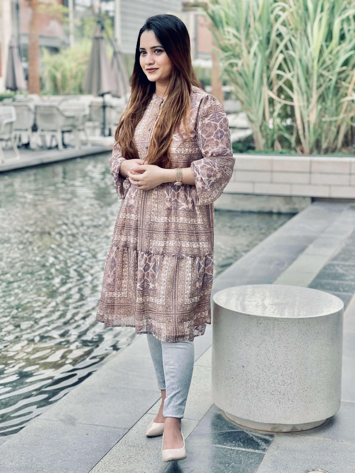 Abstract Printed Knee Length Dress (GBF7008) - GOOSEBERY