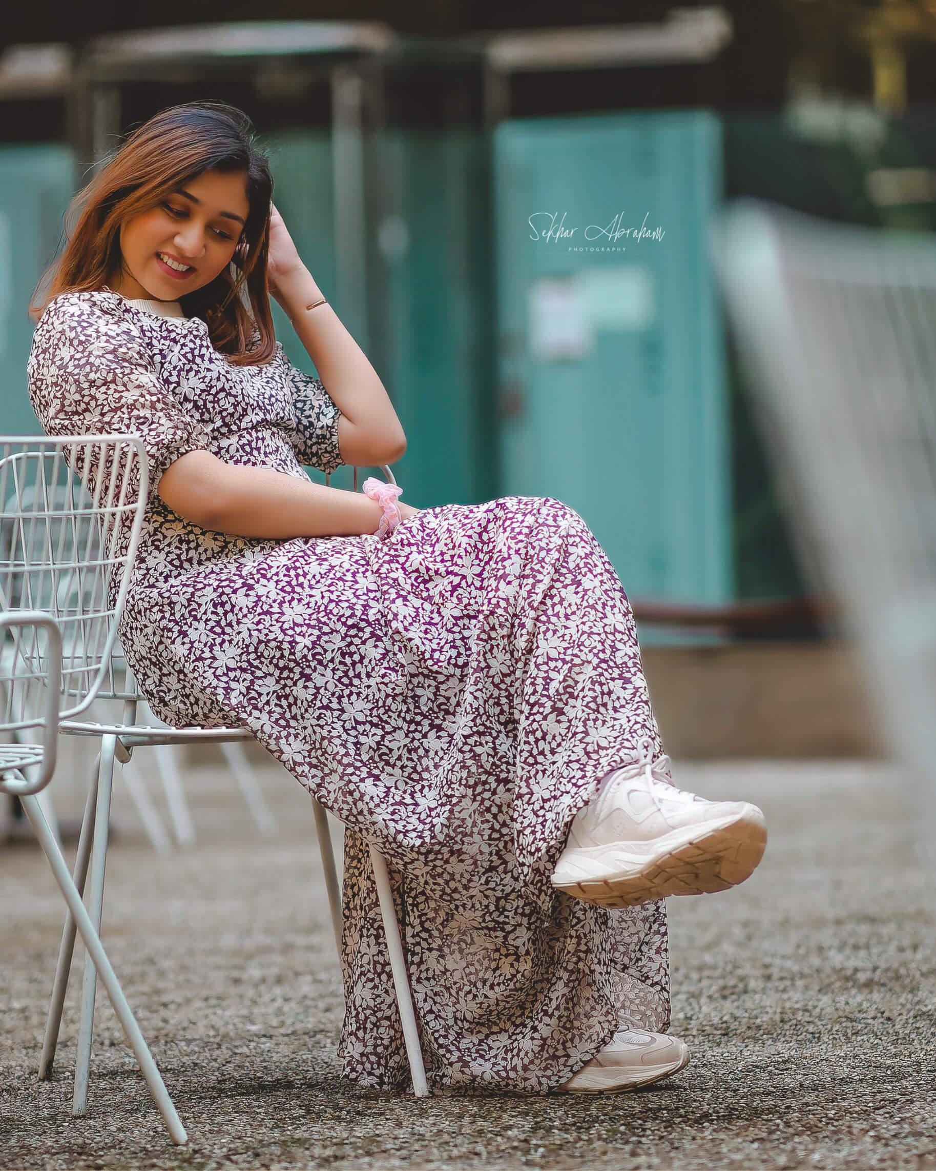 Black and White Floral Print Maxi Dress (GBF8001B) - G O O S E B E R Y®