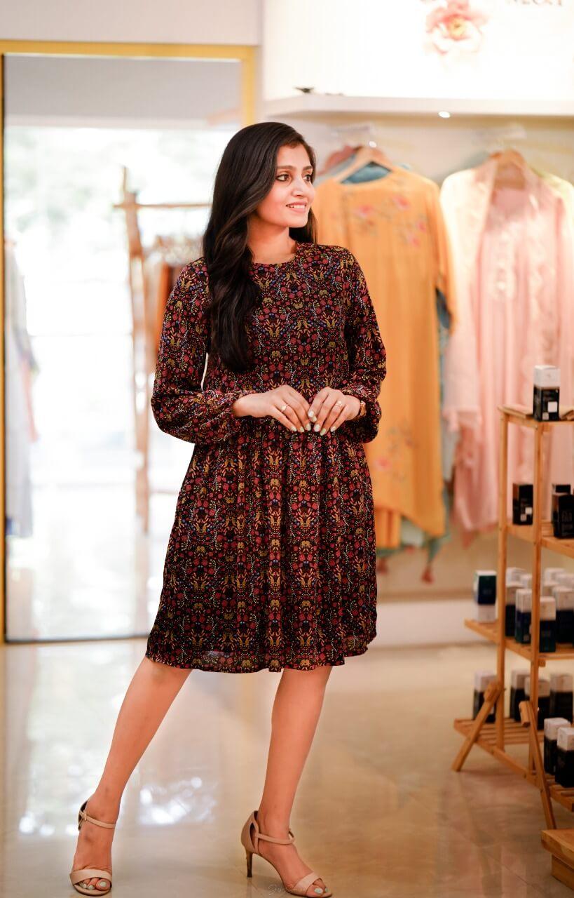 Red Floral Printed Knee Length Dress (GBF7007) - G O O S E B E R Y®